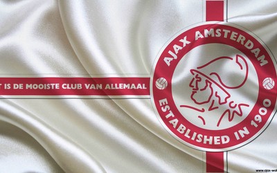 9D体育独家-从葡萄牙体育到巴萨坎塞洛的传奇